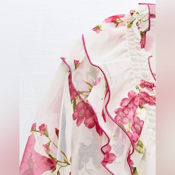 ZARA FLORAL PRINT RUFFLED SHIRT  SIZE  M - Picture 6 of 7
